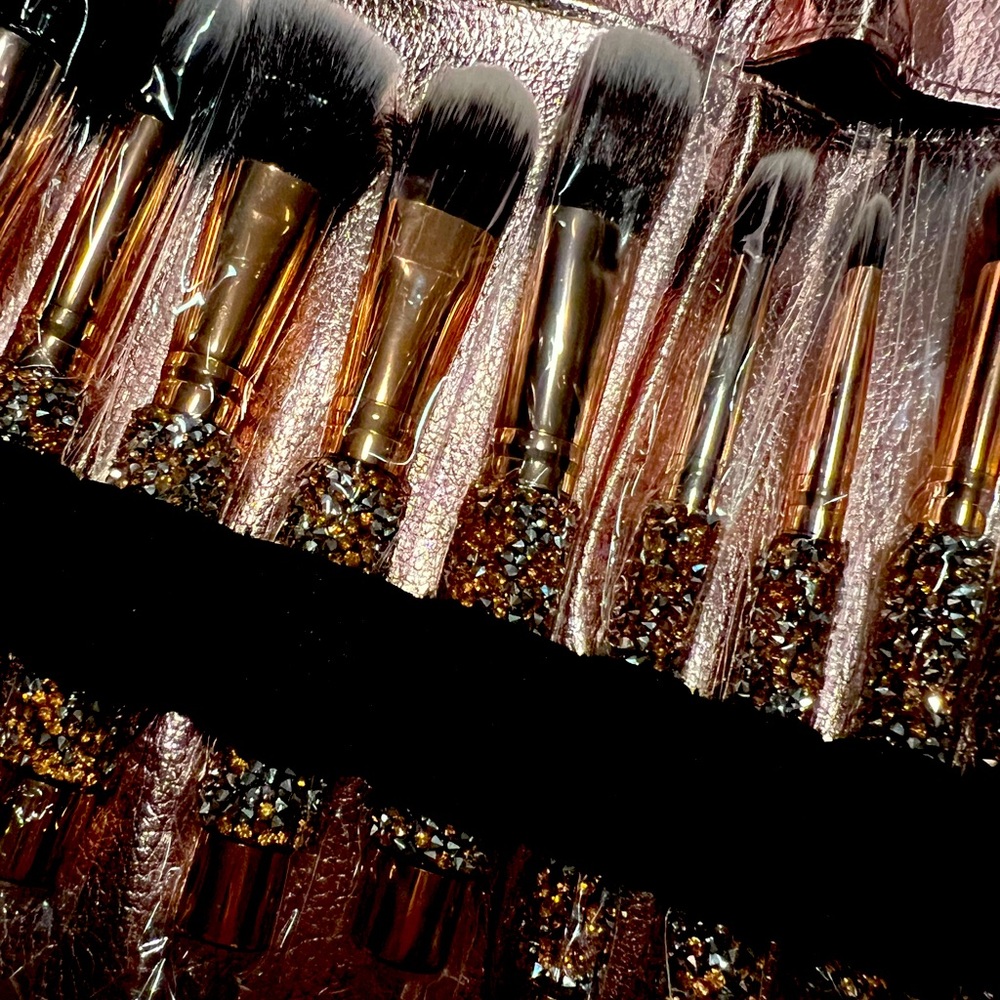 gold bling brush set